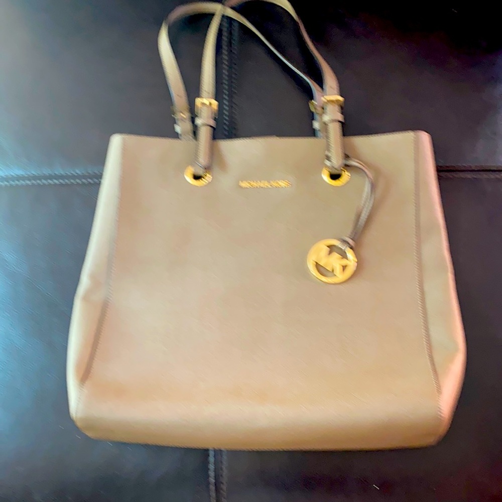 Michael Kors leather purse
